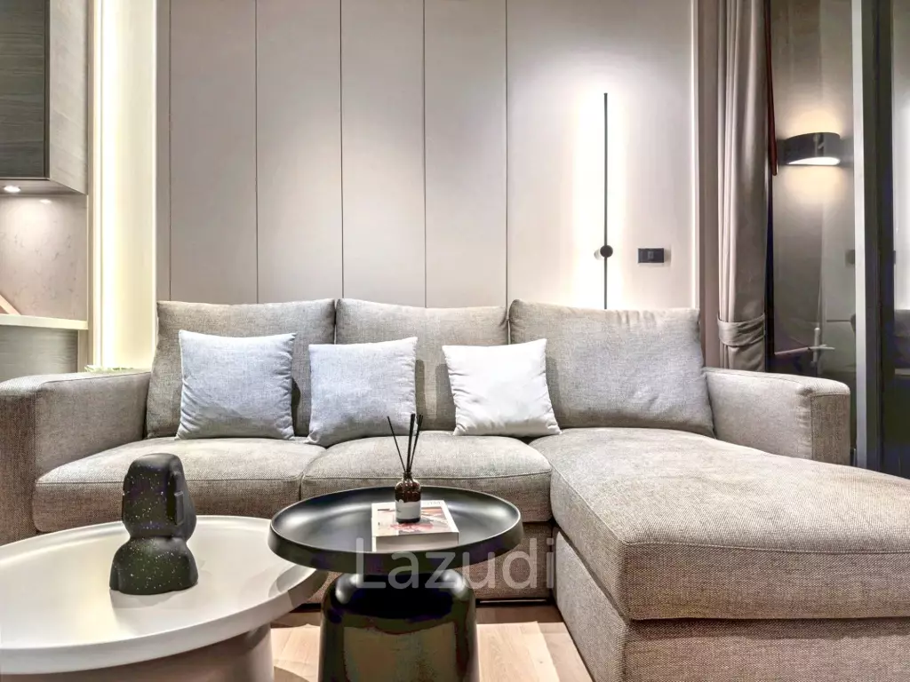 1 Bed 1 Bath 45 SQ.M The ESSE Asoke
