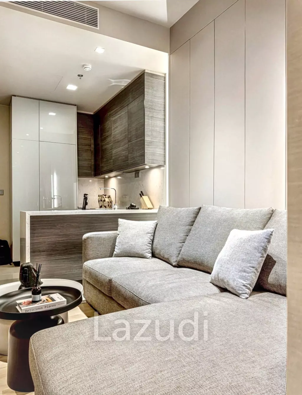 1 Bed 1 Bath 45 SQ.M The ESSE Asoke
