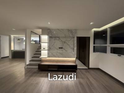 2-Storey House with Private Swimming Pool For Sale In Koh Kaew