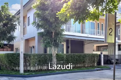 5 Bedroom 4 Bathroom 275 Sq.m The City Sukhumvit - Bangna