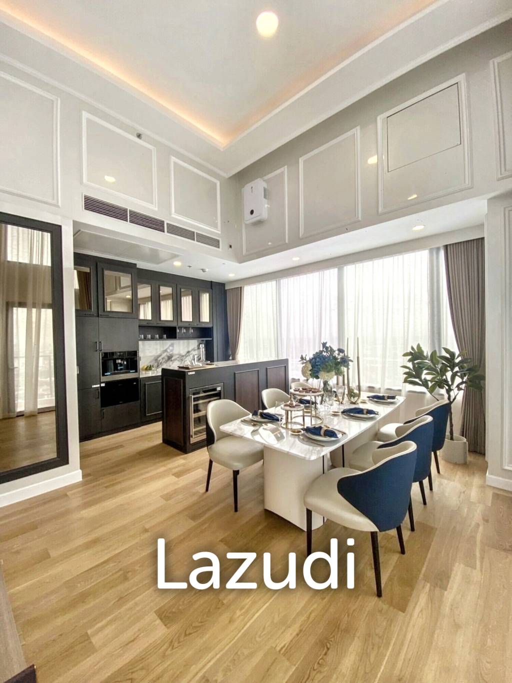 2 Bed 3 Bath 179.62 SQ.M Landmark @ MRTA Station (Siamese Rama 9 Tower B)