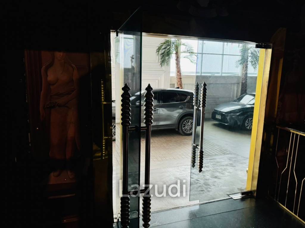2000sqm Dual-Building Asset on Main Thong Lo – Ideal for Club, Hotel, or Multi-Concept Venue
