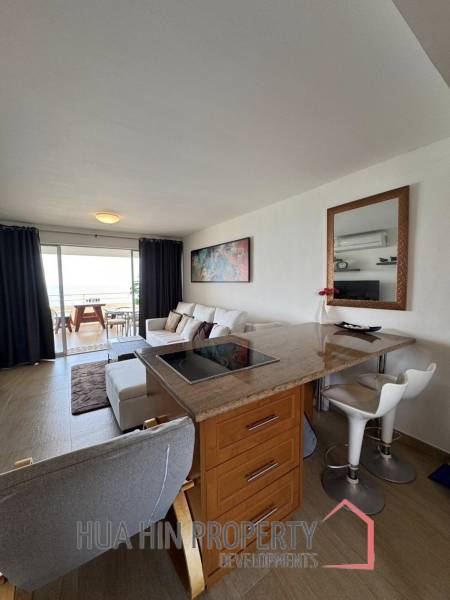 MILFORD PARADISE  HUA HIN : 2 bed beachfront condo with sea views