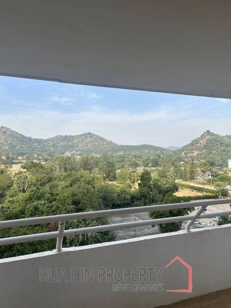 MILFORD PARADISE  HUA HIN : 2 bed beachfront condo with sea views