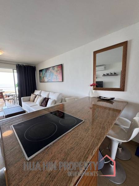 MILFORD PARADISE  HUA HIN : 2 bed beachfront condo with sea views