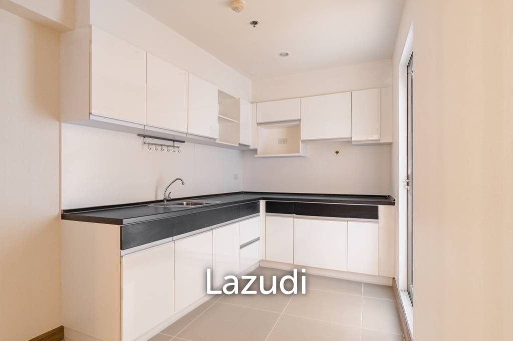 3 Beds 4 Baths 192 SQ.M Supalai River Resort