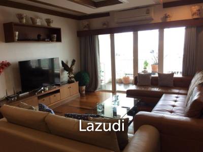 Specious 2-Bedroom Condo 115 SQM with Seaview in Baan Klang Hua Hin