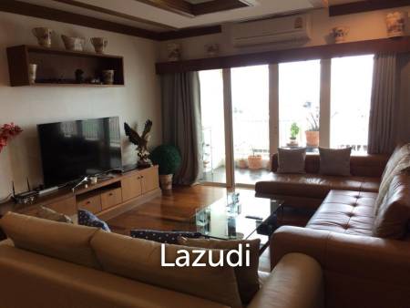 Specious 2-Bedroom Condo 115 SQM with Seaview in Baan Klang Hua Hin