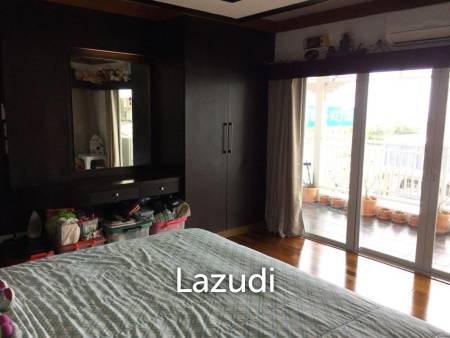 Specious 2-Bedroom Condo 115 SQM with Seaview in Baan Klang Hua Hin