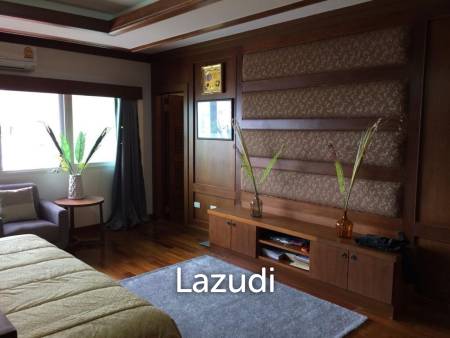 Specious 2-Bedroom Condo 115 SQM with Seaview in Baan Klang Hua Hin