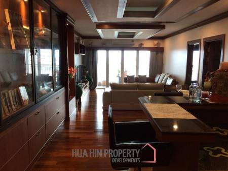 Specious 2-Bedroom Condo 115 SQM with Seaview in Baan Klang Hua Hin