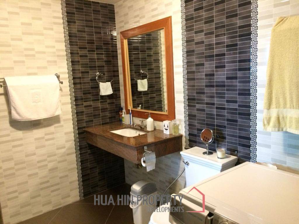 Specious 2-Bedroom Condo 115 SQM with Seaview in Baan Klang Hua Hin