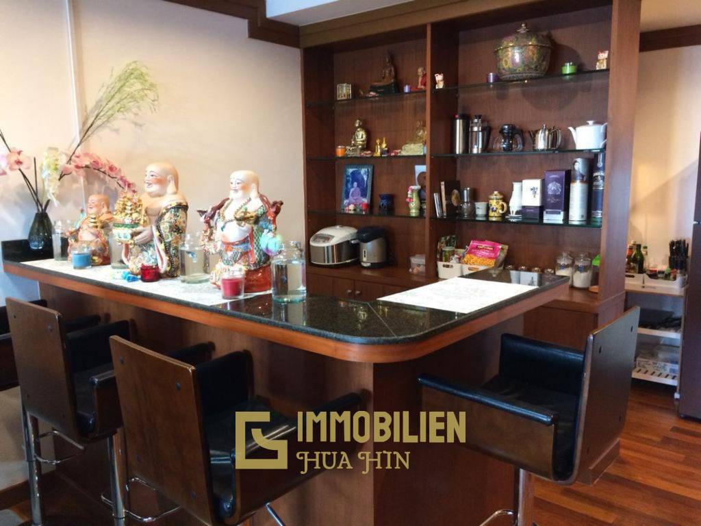 Baan Klang Hua Hin: просторный кондоминиум площадью 115 кв. м с 2 спальнями и видом на море