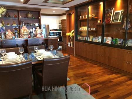 Specious 2-Bedroom Condo 115 SQM with Seaview in Baan Klang Hua Hin