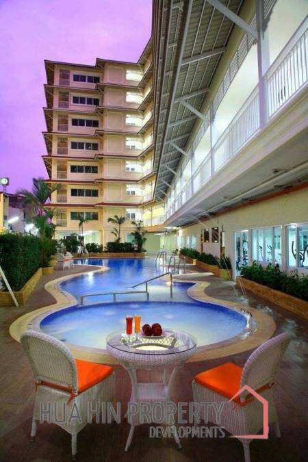 Specious 2-Bedroom Condo 115 SQM with Seaview in Baan Klang Hua Hin