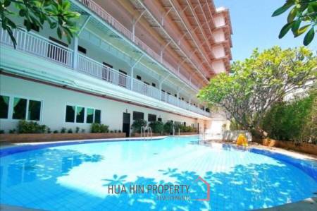 Specious 2-Bedroom Condo 115 SQM with Seaview in Baan Klang Hua Hin