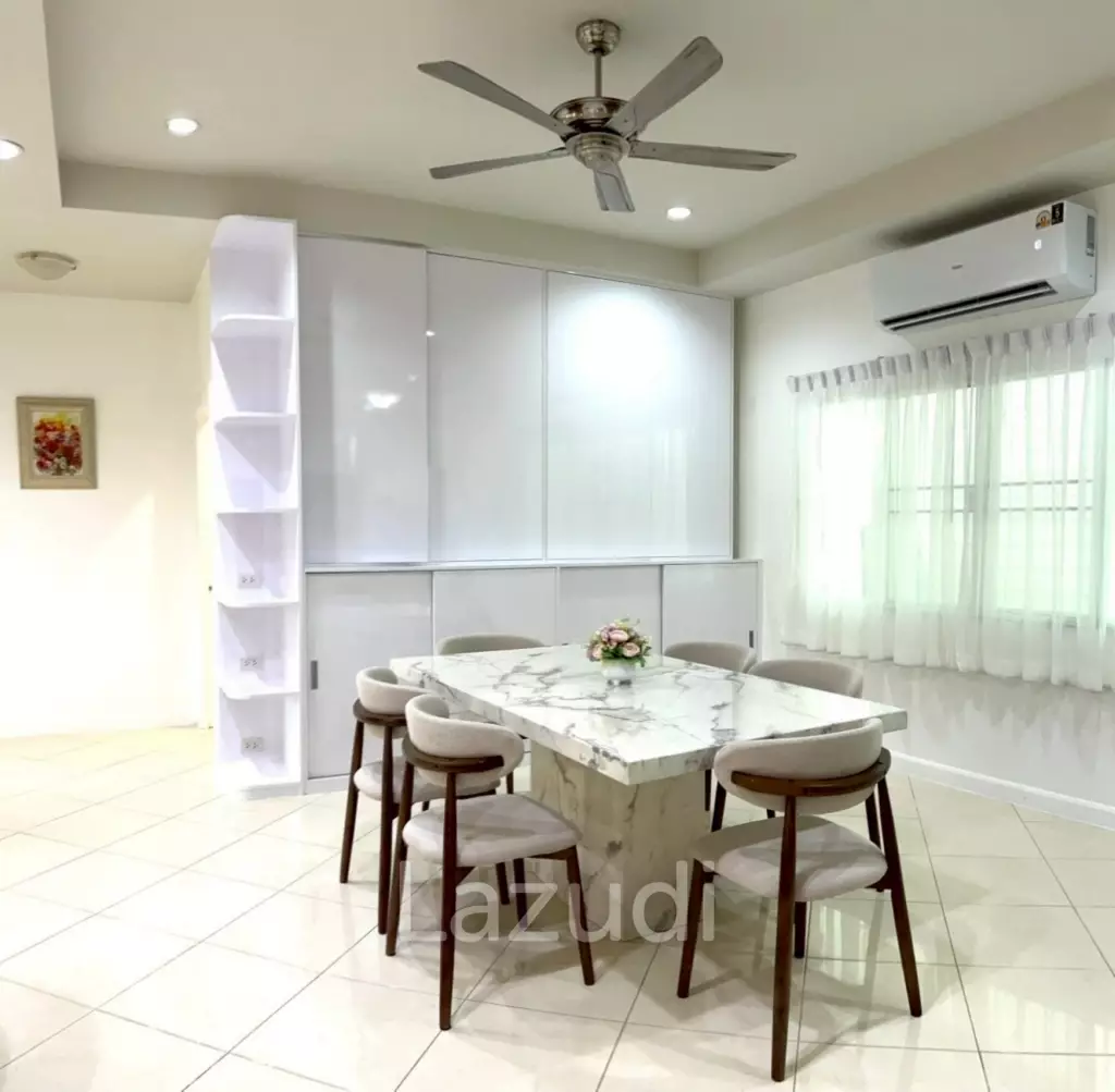3 Beds 2 Baths 200 SQ.M. Green Field Villas 3