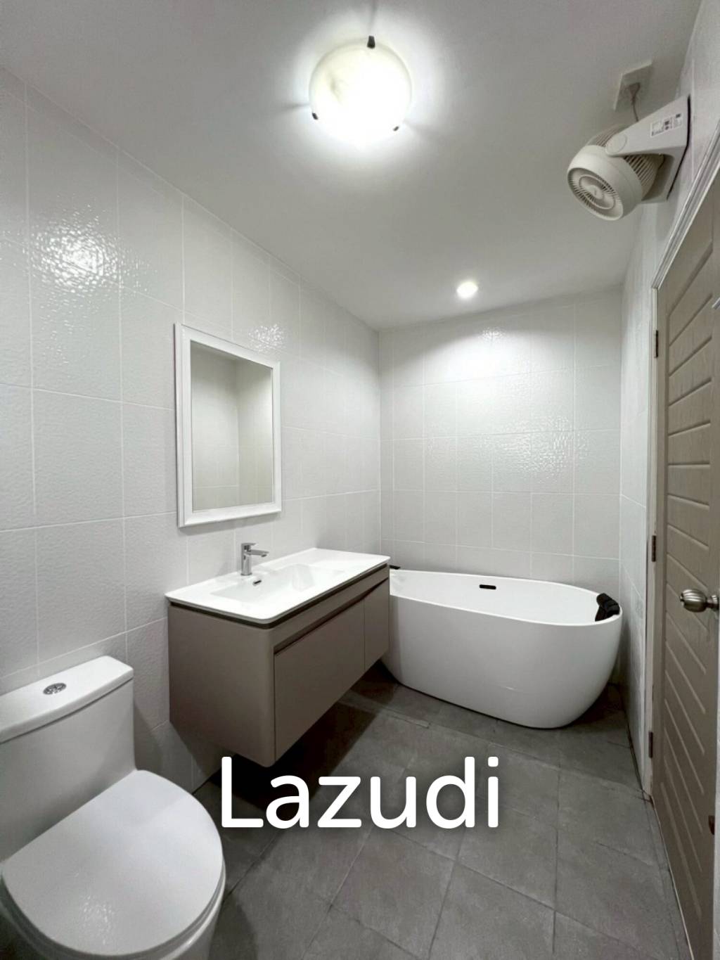 3 Beds 2 Baths 200 SQ.M. Green Field Villas 3