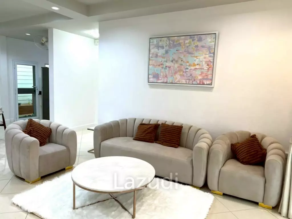 3 Beds 2 Baths 200 SQ.M. Green Field Villas 3