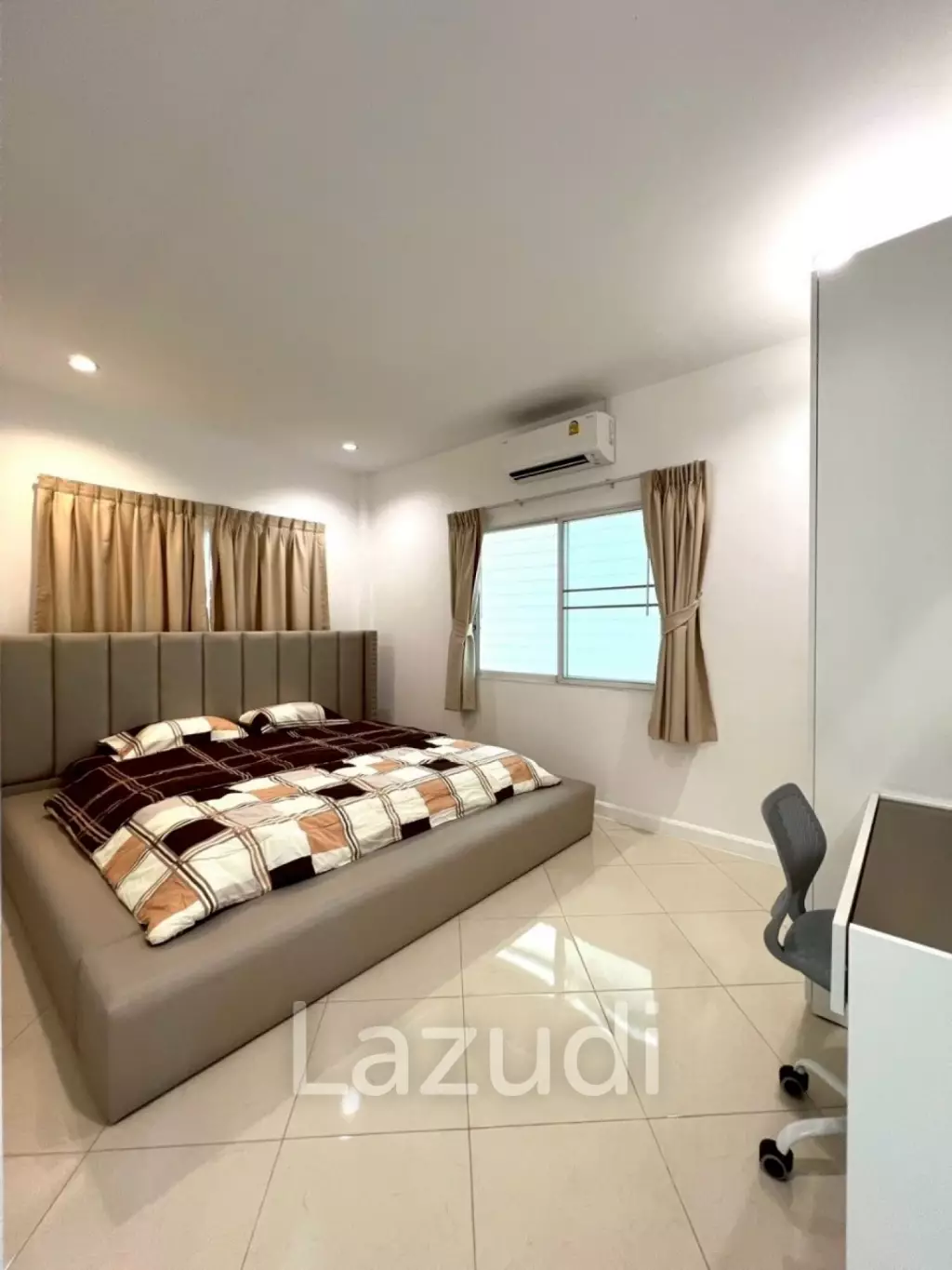 3 Beds 2 Baths 200 SQ.M. Green Field Villas 3