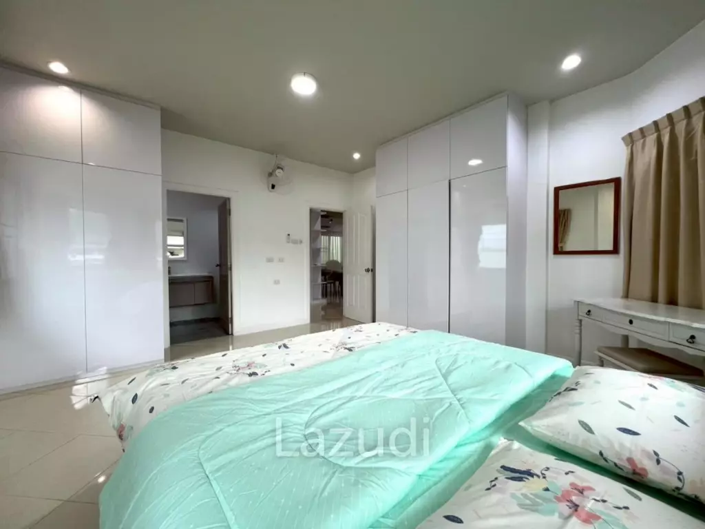 3 Beds 2 Baths 200 SQ.M. Green Field Villas 3