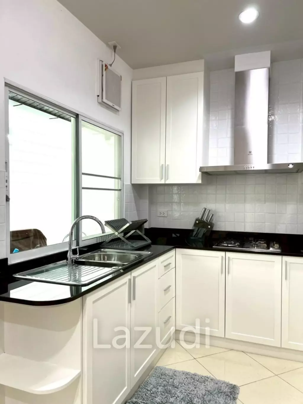3 Beds 2 Baths 200 SQ.M. Green Field Villas 3