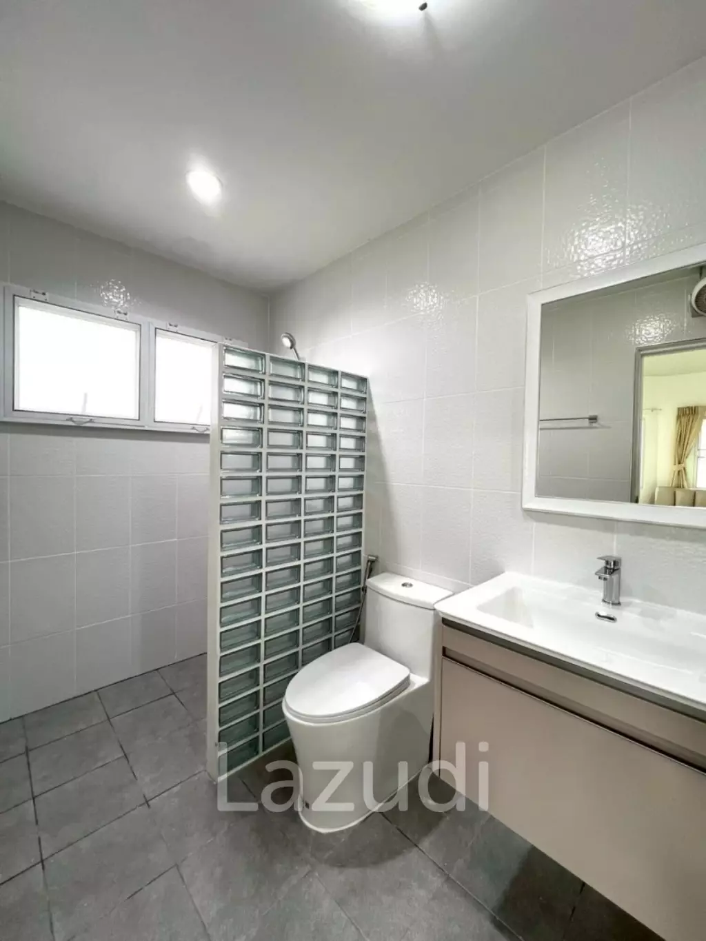 3 Beds 2 Baths 200 SQ.M. Green Field Villas 3