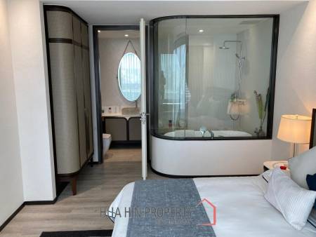 Luxurious Beachfront 1 Bedroom Condo in Intercontinental Residences Hua Hin