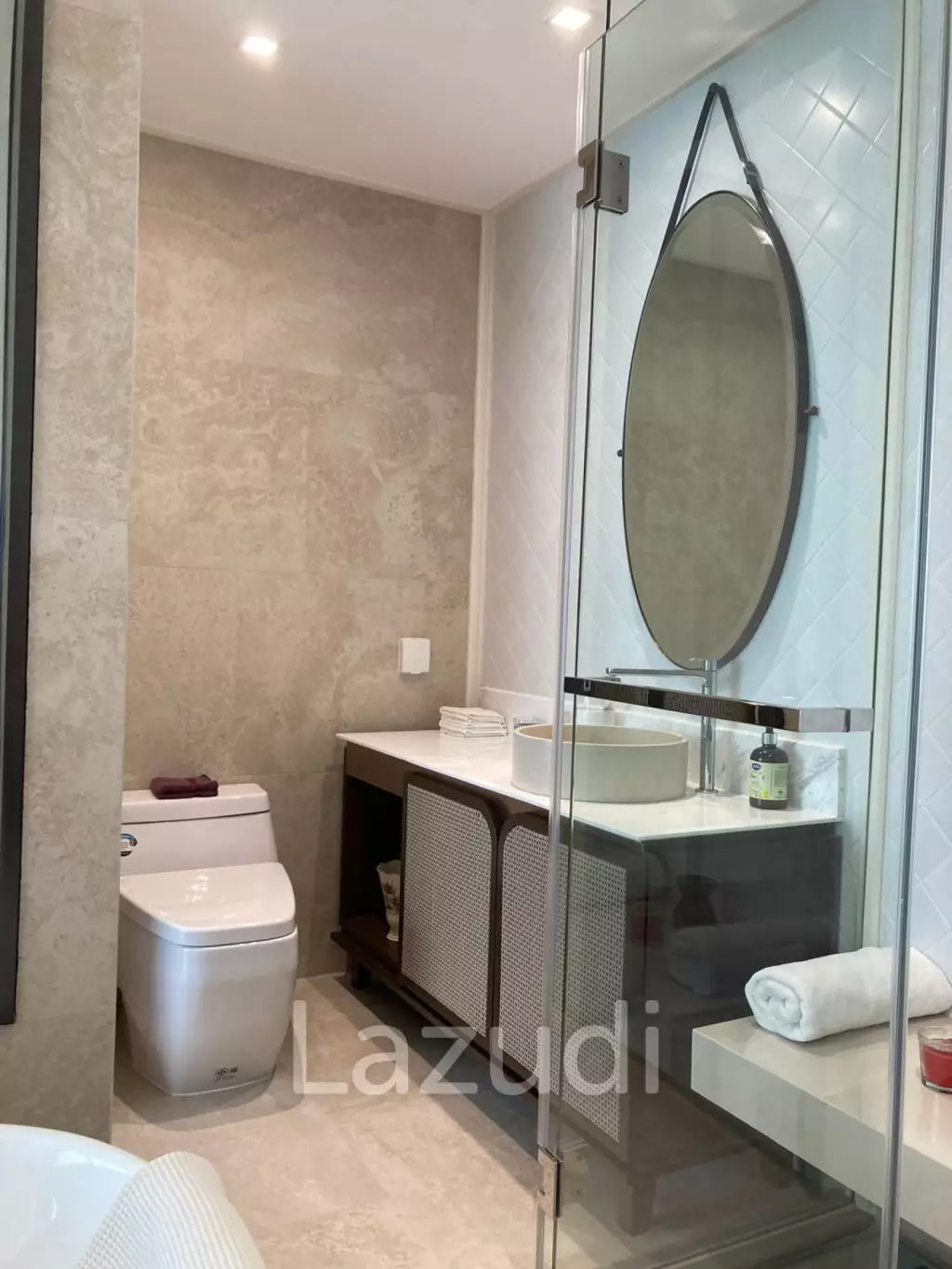 Luxurious Beachfront 1 Bedroom Condo in Intercontinental Residences Hua Hin