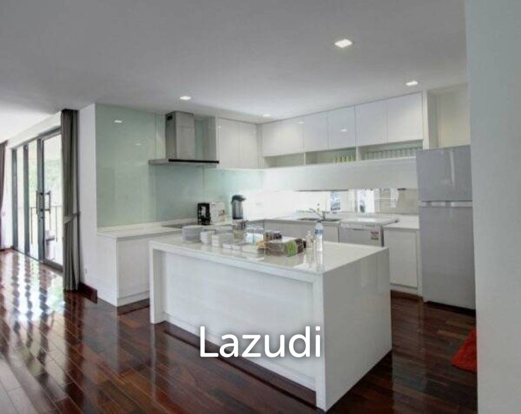 2,000 Sqm 5 Bed 6 Bath Villa For Sale