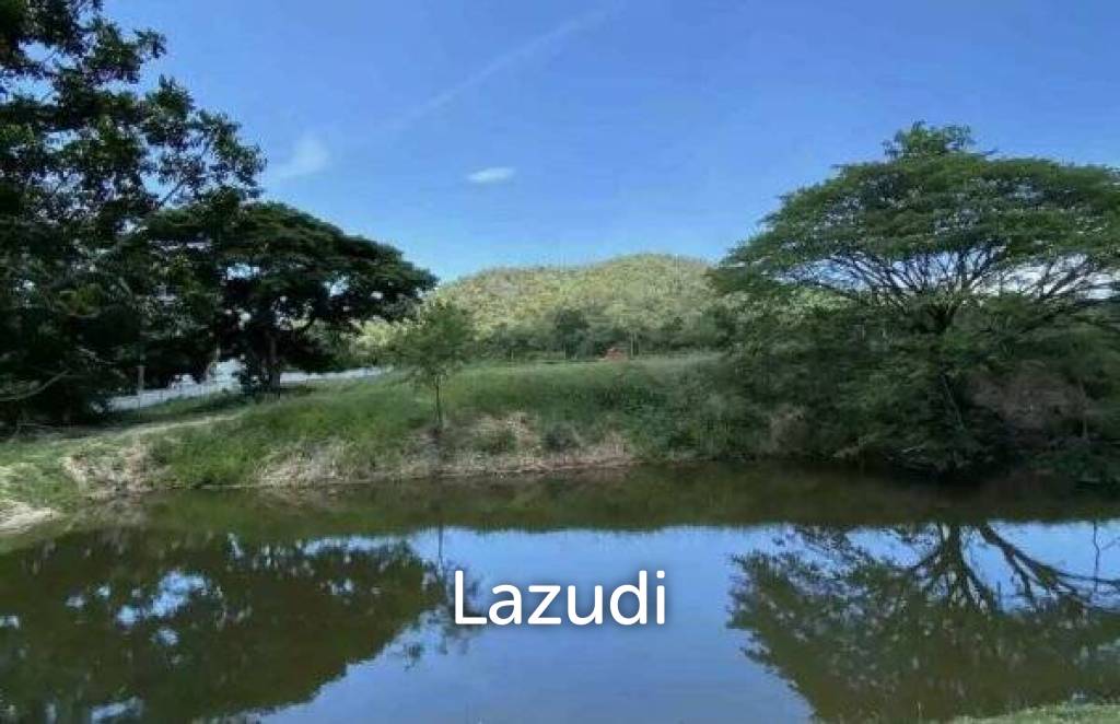 2,000 Sqm 5 Bed 6 Bath Villa For Sale