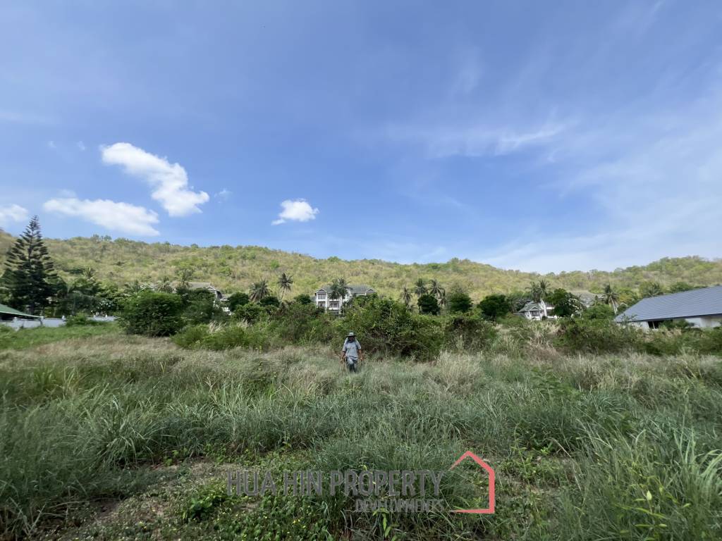 Scenic Freehold 1-2-0 Rai at Palm Hills Golf Club and Residence