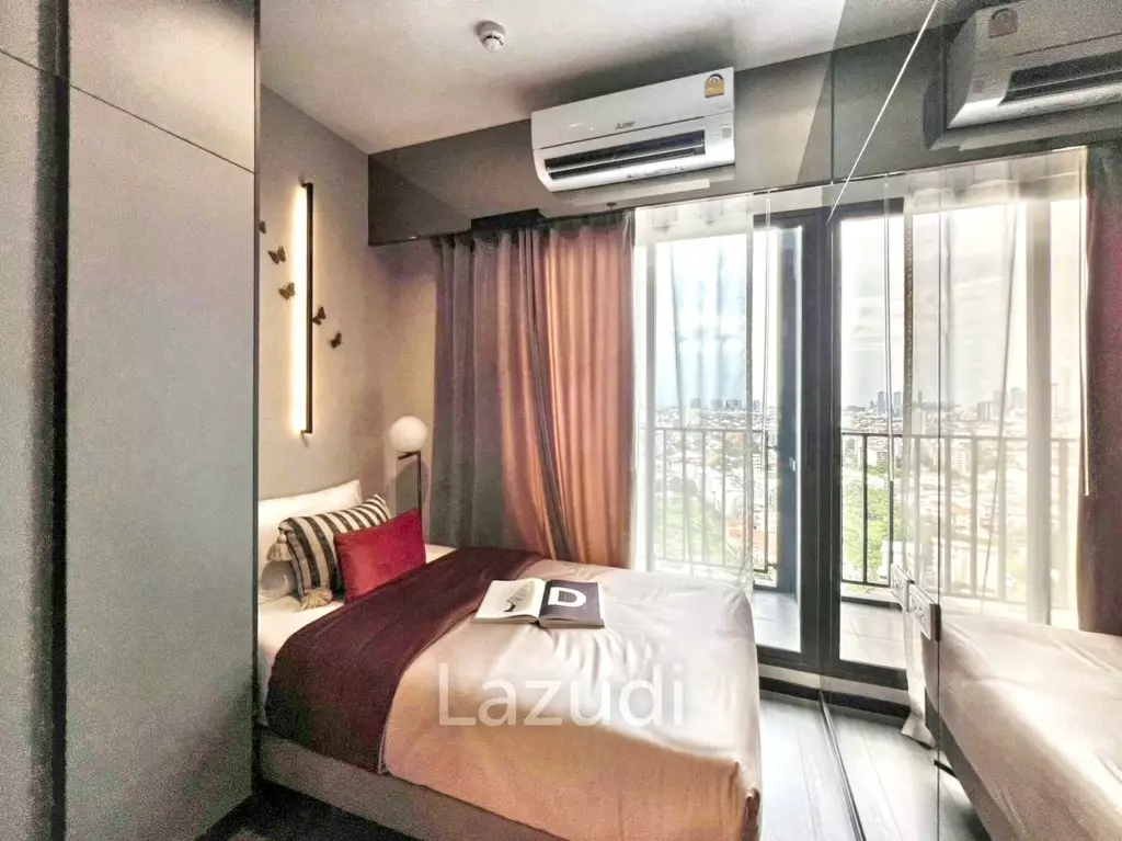 Family-Friendly 2-Bedroom Condo in Phra Khanong