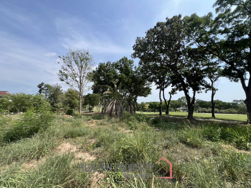 Exclusive Land Plot 1-2-0 Rai in Palm Hills Golf Club and Residence
