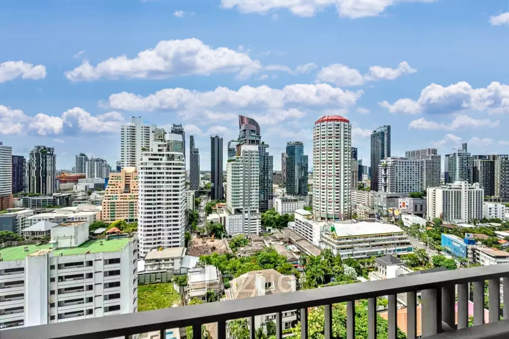 2 Bedroom 2 Bathroom 81.62 Sq.m Quattro By Sansiri