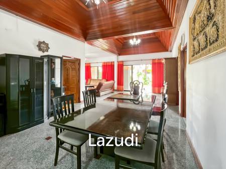 Spacious 4-Bedroom Villa with Pool and Garden on 1,980 SQM Plot