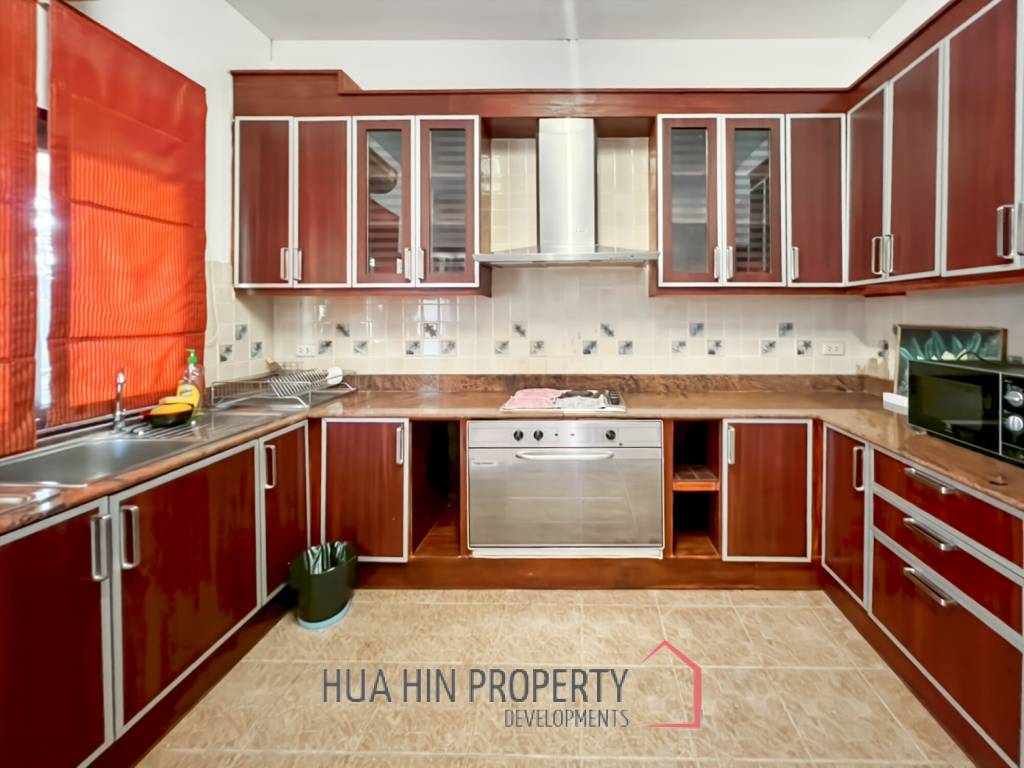 Spacious 4-Bedroom Villa with Pool and Garden on 1,980 SQM Plot