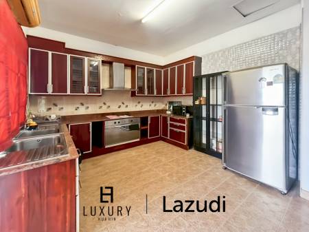 Spacious 4-Bedroom Villa with Pool and Garden on 1,980 SQM Plot
