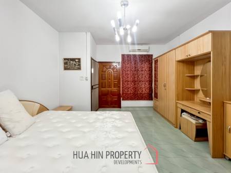 Spacious 4-Bedroom Villa with Pool and Garden on 1,980 SQM Plot