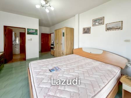 Spacious 4-Bedroom Villa with Pool and Garden on 1,980 SQM Plot