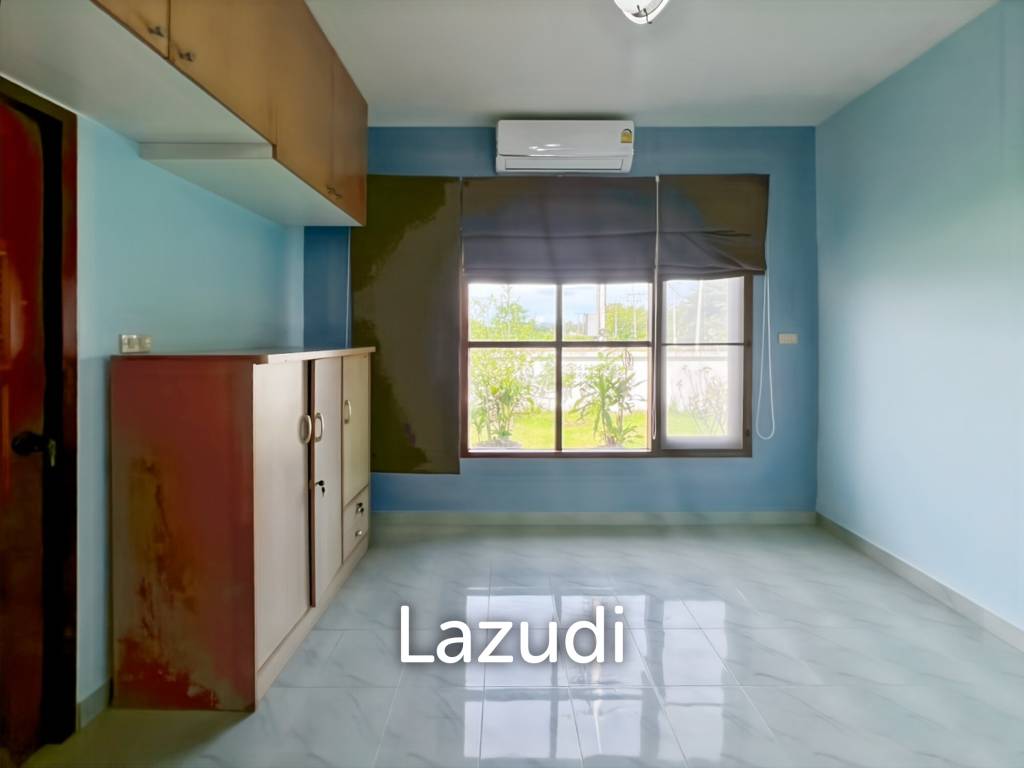 Spacious 4-Bedroom Villa with Pool and Garden on 1,980 SQM Plot