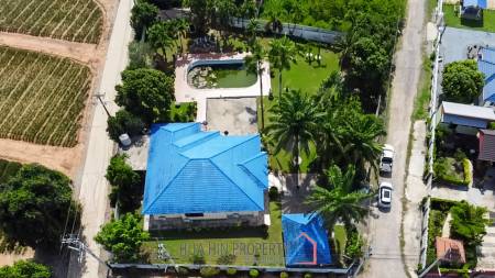 Spacious 4-Bedroom Villa with Pool and Garden on 1,980 SQM Plot