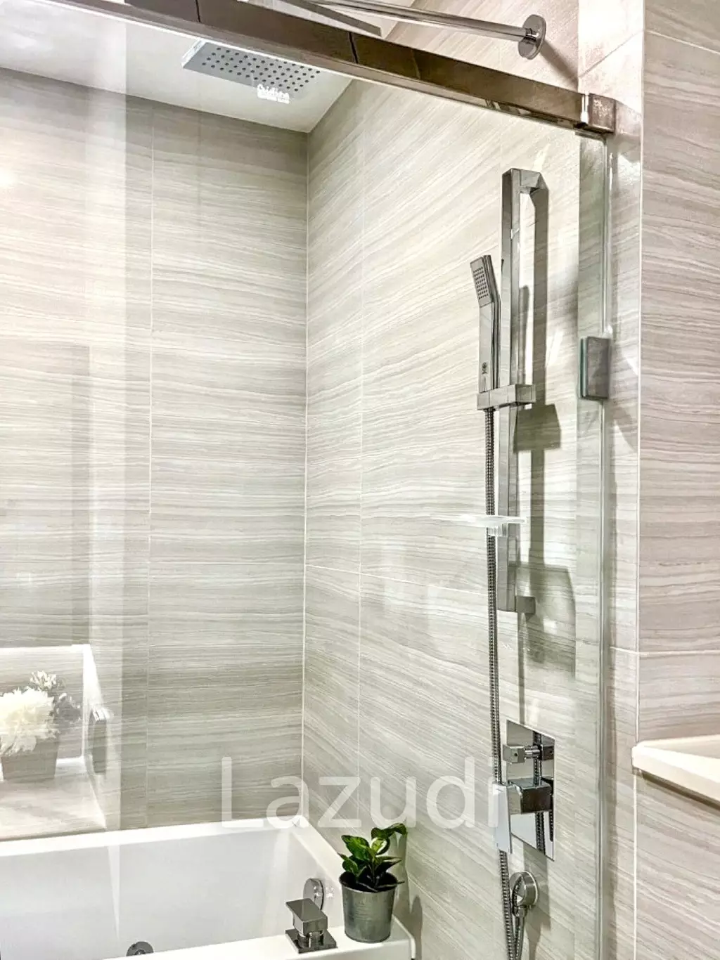 2 Bed 1 Bath 46 SQ.M Park Origin Thonglor