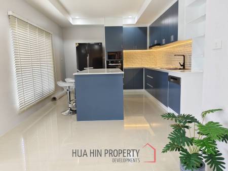 3 Bed 2 Bath 359 SQ.M Dusita Lakeside Village 2