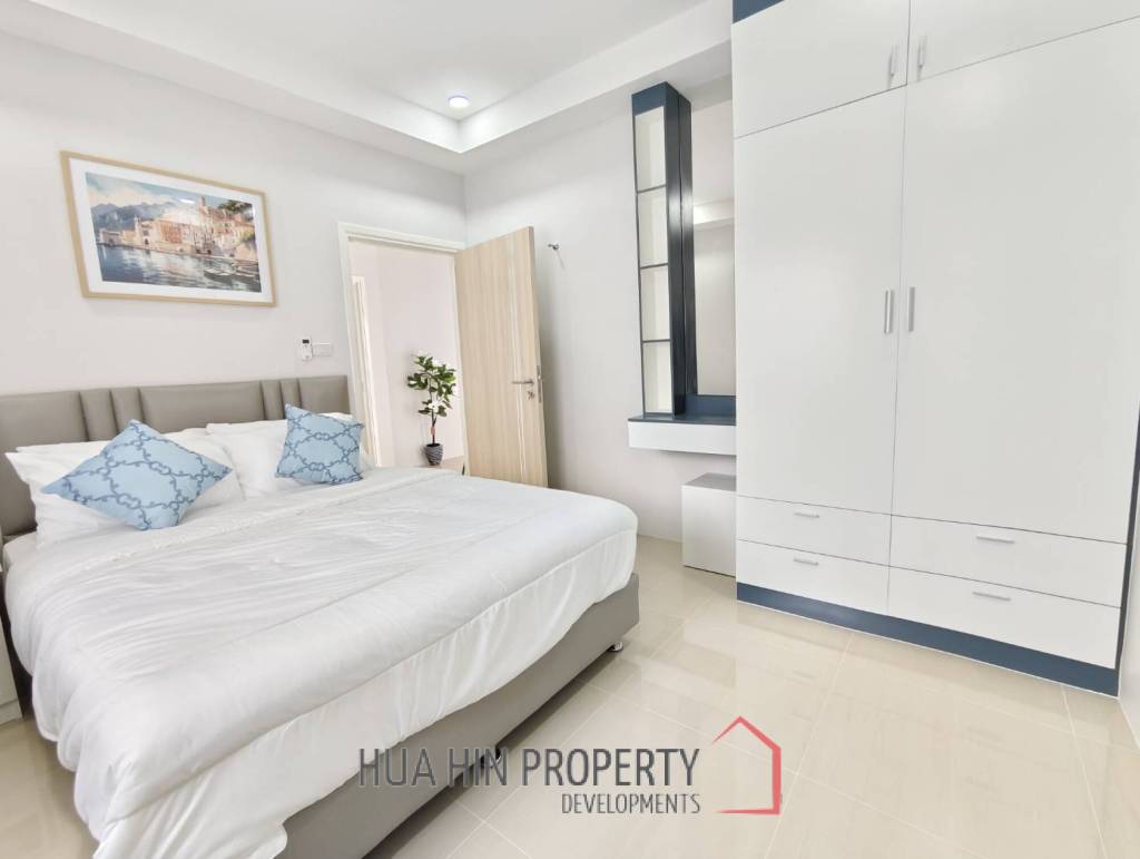 3 Bed 2 Bath 359 SQ.M Dusita Lakeside Village 2
