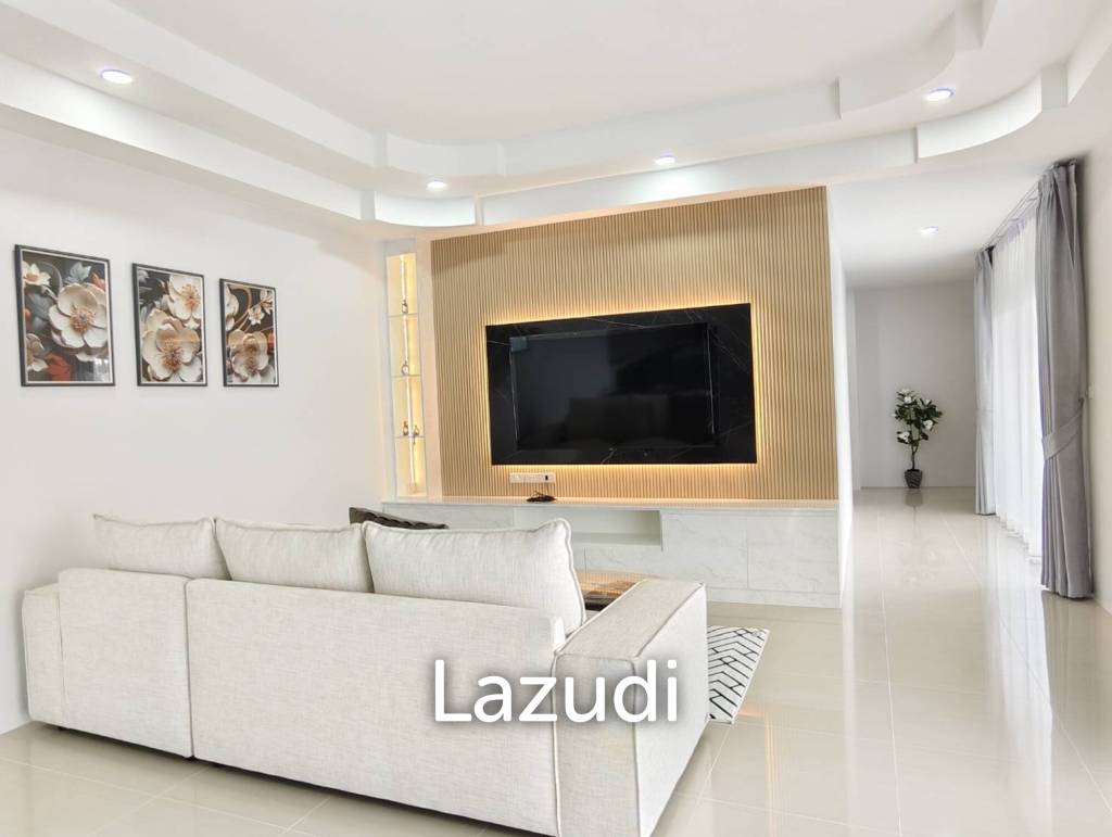 3 Bed 2 Bath 359 SQ.M Dusita Lakeside Village 2