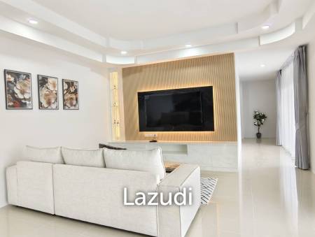 3 Bed 2 Bath 359 SQ.M Dusita Lakeside Village 2