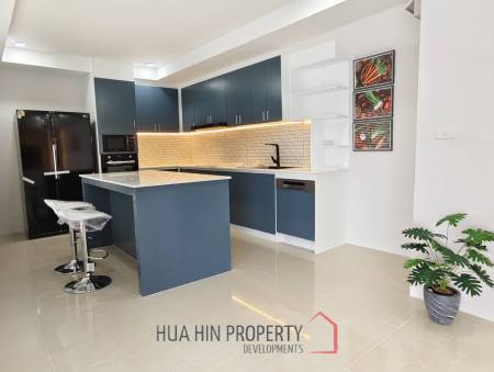 3 Bed 2 Bath 359 SQ.M Dusita Lakeside Village 2