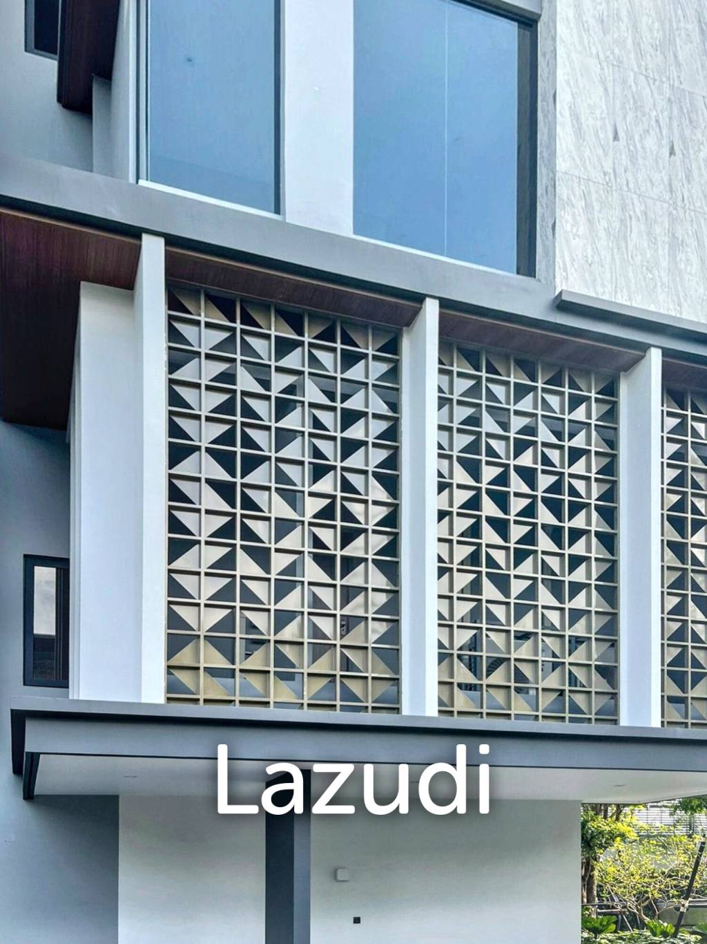 3 Bed 4 Bath 335 SQ.M ARTALE Asoke - Rama 9