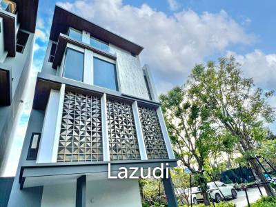 3 Bed 4 Bath 335 SQ.M ARTALE Asoke - Rama 9